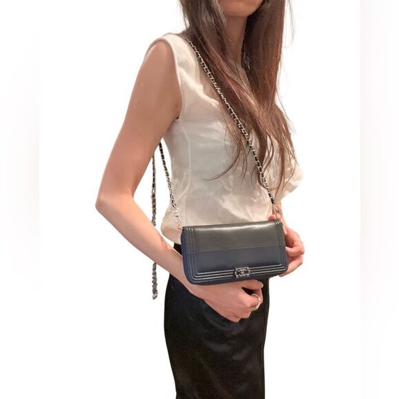 Chanel  leather Boy Continental wallet - Picture 1 of 16